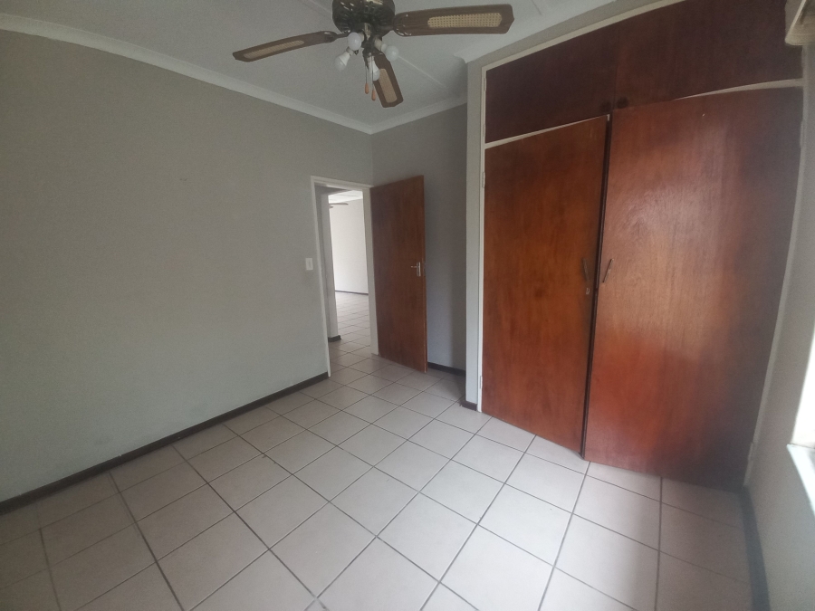 To Let 2 Bedroom Property for Rent in La Hoff North West